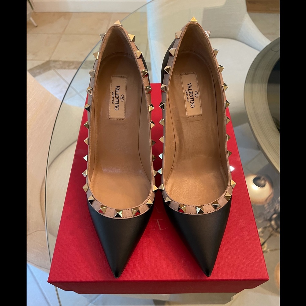 Valentino Garavani Rockstud Pumps